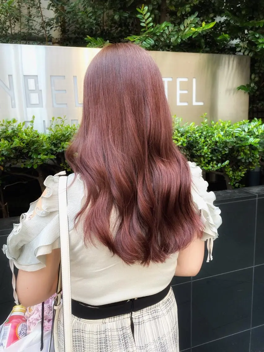 ロング カラー ベージュカラー ピンクカラー ピンクベージュ カット ヘアカラー トリートメント ボブ/縮毛矯正/ レイヤー/塚田のヘアスタイル