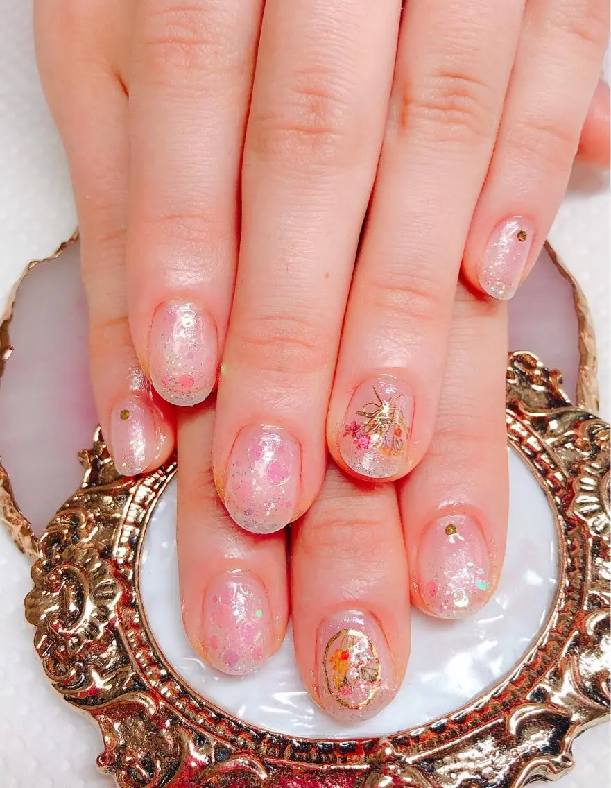 ネイル ブライダルネイル CROWN プライベートサロンのネイルデザイン