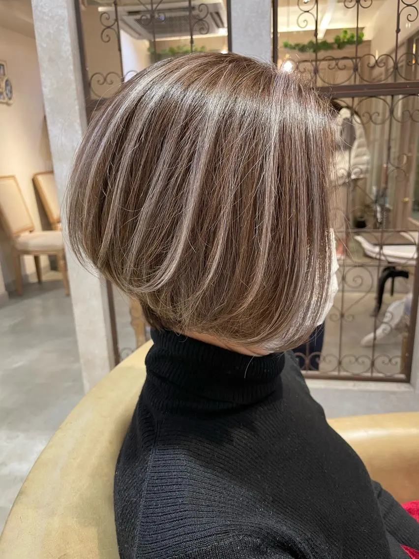 ショート カラー パーマ ヘアアレンジ キッズ カット ヘアカラー トリートメント 韓国♡ハイライト ♡YURIのヘアスタイル