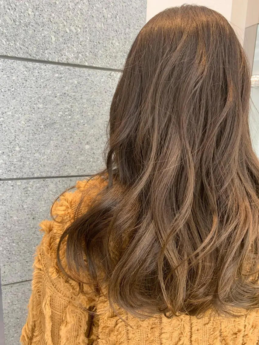 ロング カラー ヘアカラー 荒清  圭以のヘアスタイル