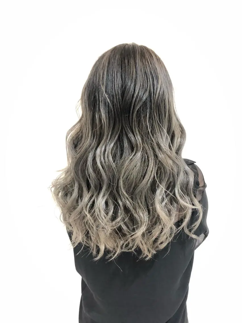 カラー バレイヤージュ ハイライトカラー カラーモデル募集 吉原佳穂💗のヘアスタイル