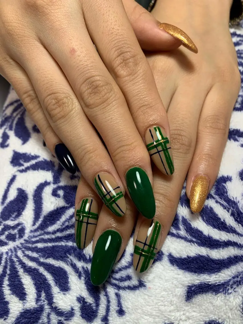 ネイル Disini nailのネイルデザイン