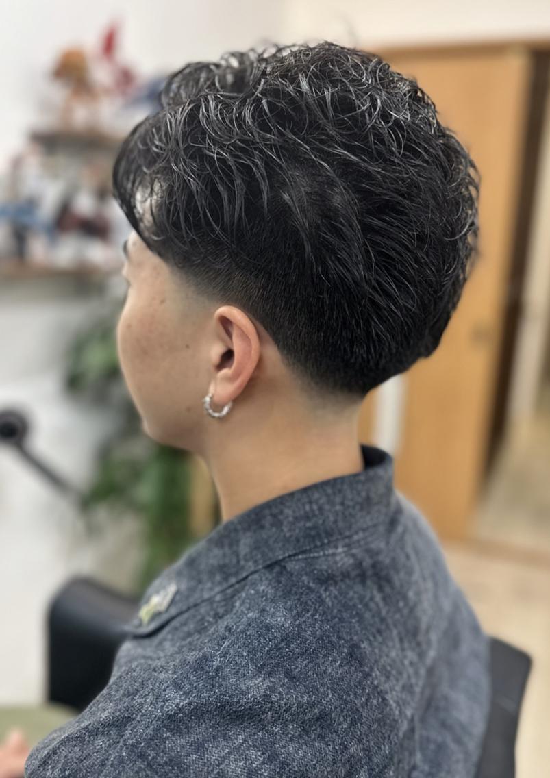 パーマ メンズ カット パーマ 村井隆仁|名駅|亀島 海外風×上品×垢抜けのヘアスタイル