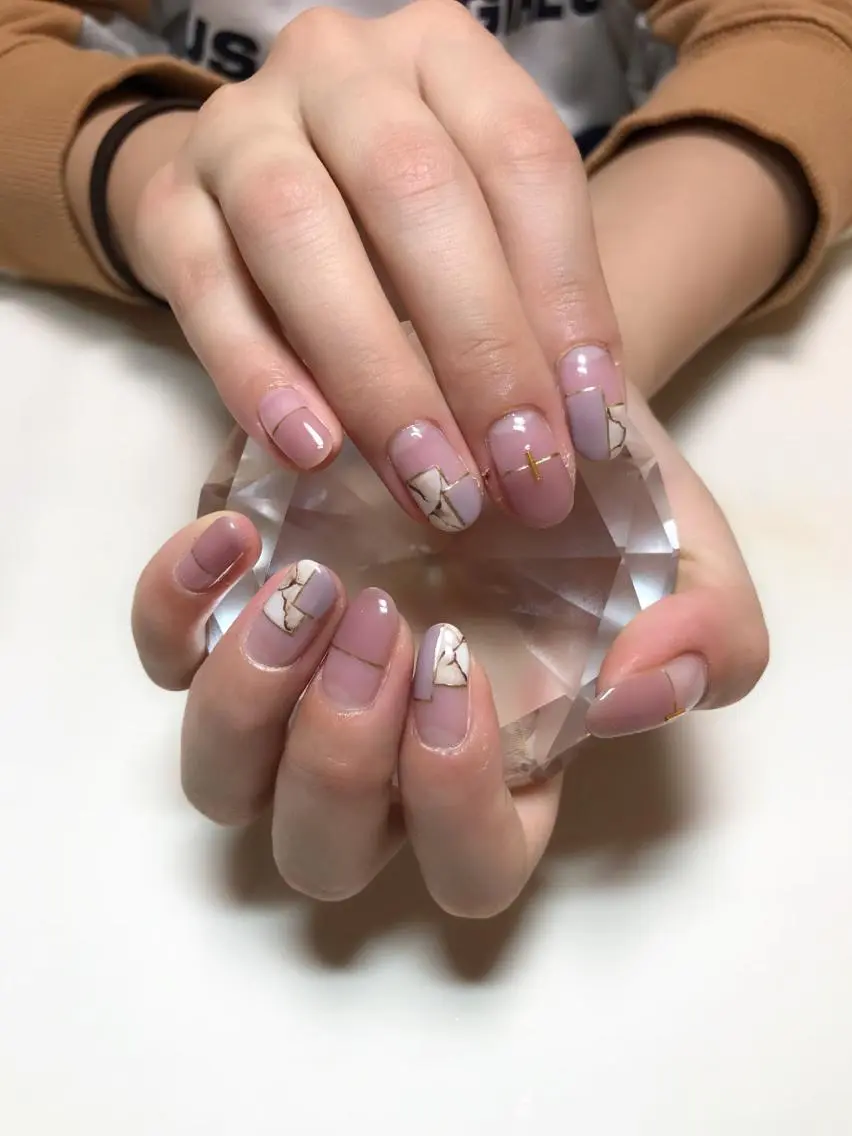 ネイル ストーンネイル ハンドネイル 'mm  (ミリ) ＭＡＮＡＭＩのネイルデザイン