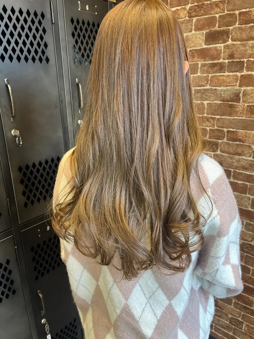 ロング カラー パーマ ヘアアレンジ メンズ キッズ ネイル マツエク・マツパ アイブロウ メンズブリーチ メンズハイライト メンズインナーカラー メンズ韓国風 ブリーチ 久木原 ゆりのヘアスタイル