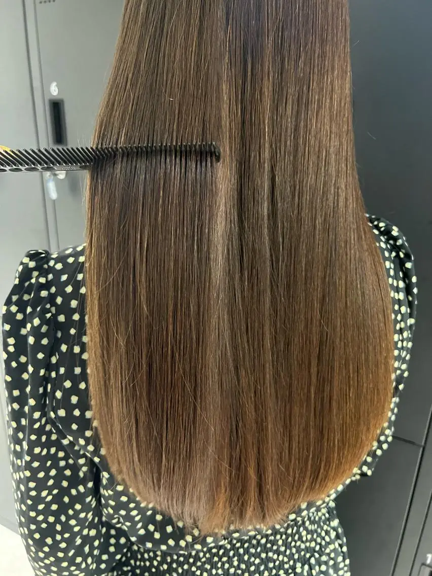 ロング カラー ベージュカラー ブラウンカラー 暗髪カラー🫐パーマ おくだりんかのヘアスタイル