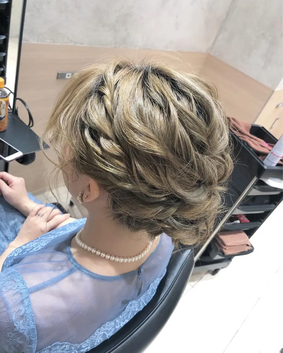 セミロング ヘアアレンジ 高橋 香澄のヘアスタイル
