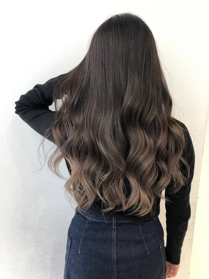 ロング カット ヘアカラー トリートメント 【公式】amble luxe池袋東口🩷のヘアスタイル