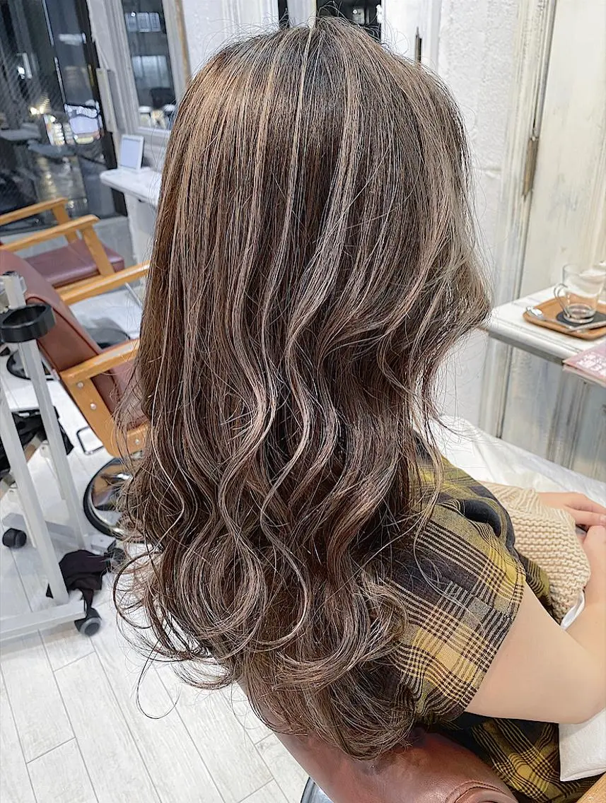 セミロング カラー カット ヘアカラー トリートメント ブリーチ koheiのヘアスタイル