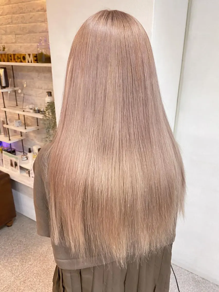 ロング カラー カット ヘアカラー トリートメント レイヤーウルフ エクステ磯部のヘアスタイル