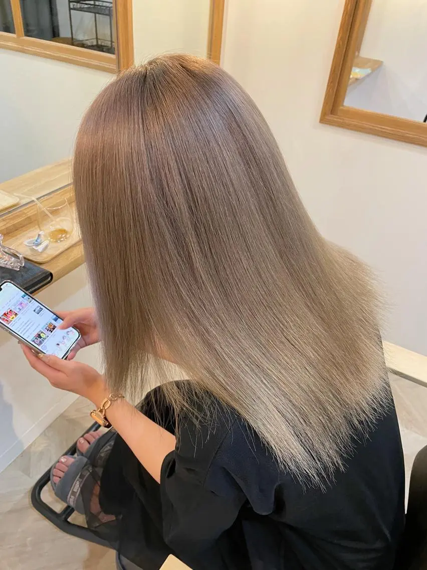 カラー ベージュカラー ハイトーンカラー Matsubara asuka  ☪︎のヘアスタイル