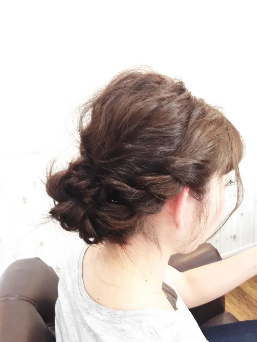 ショート ミディアム セミロング ロング カラー パーマ ヘアアレンジ キッズ ネイル まつエク 三つ編み 伴 貴吉のヘアスタイル