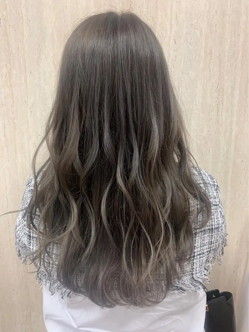ロング カラー 店長 濱口 花菜 美髪整形のヘアスタイル