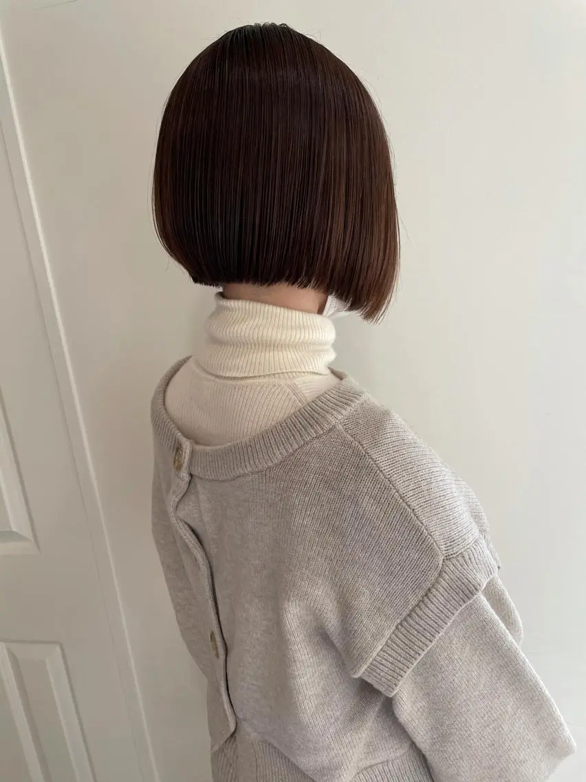 ショート カット トリートメント MIOベージュカラー 柔らかいカラーのヘアスタイル