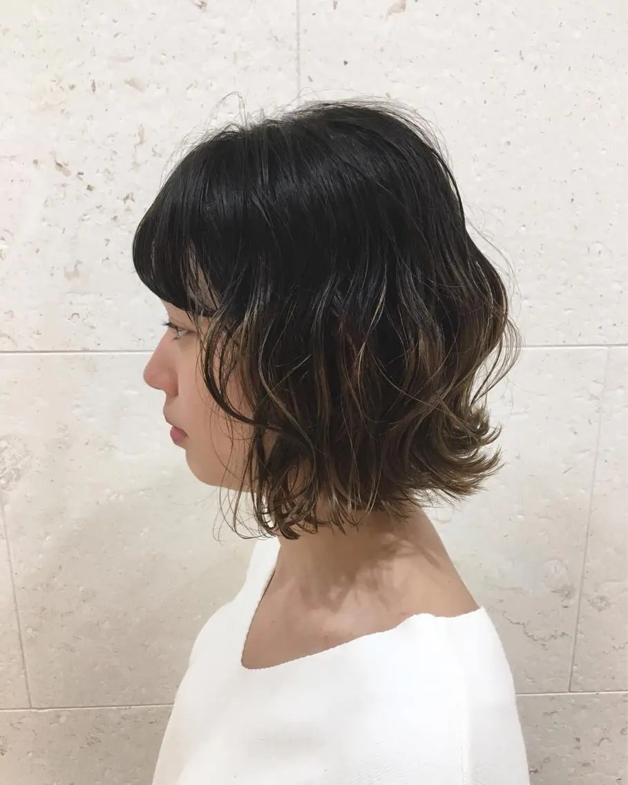 ミディアム カラー グラデーションカラー 斉藤 貴也のヘアスタイル