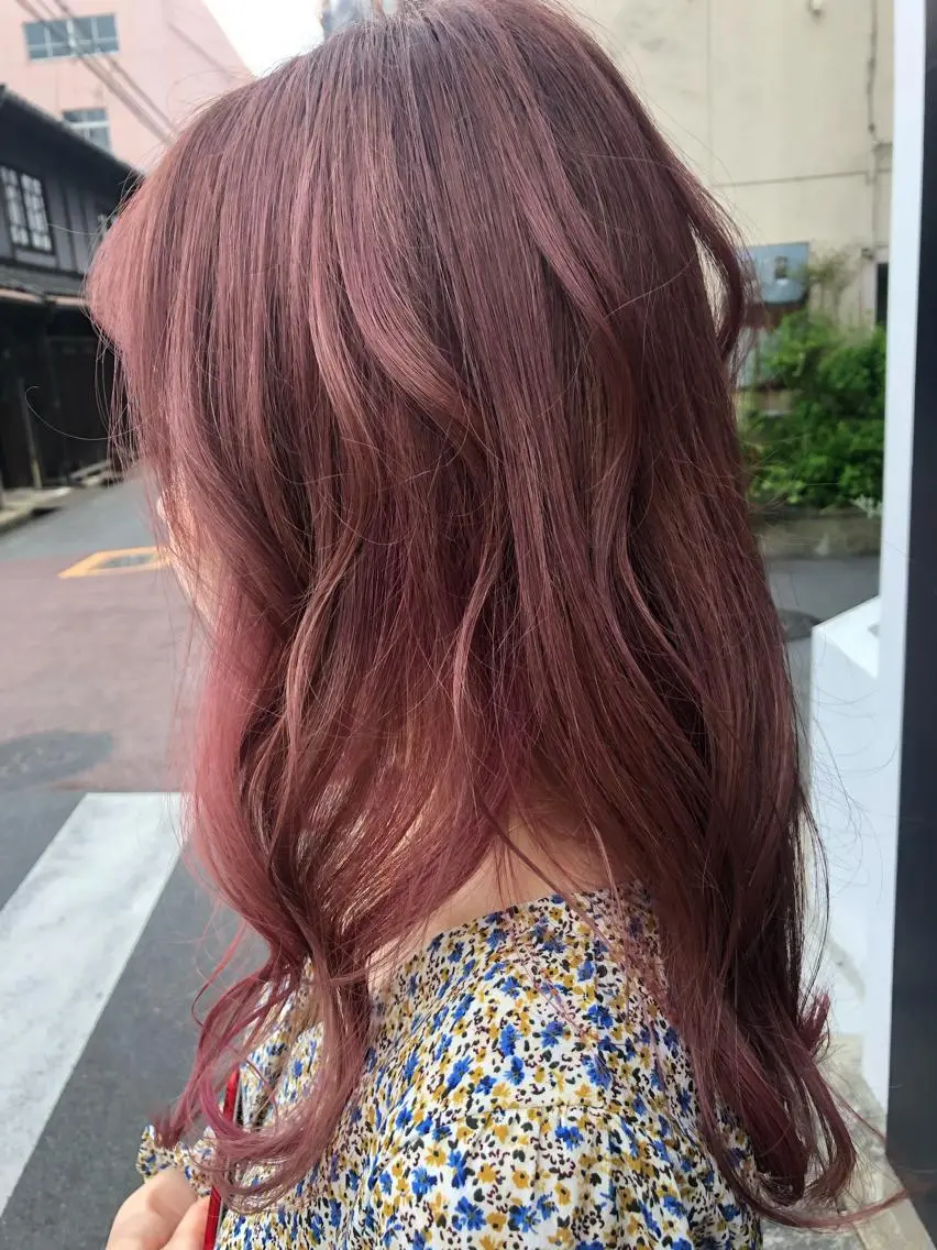 ロング カラー ピンクカラー 皆巳 達郎のヘアスタイル