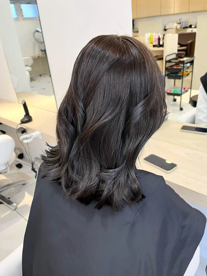 セミロング カラー 透明感カラー ヘアカラー トリートメント カラー職人 なかもと たつひろのヘアスタイル