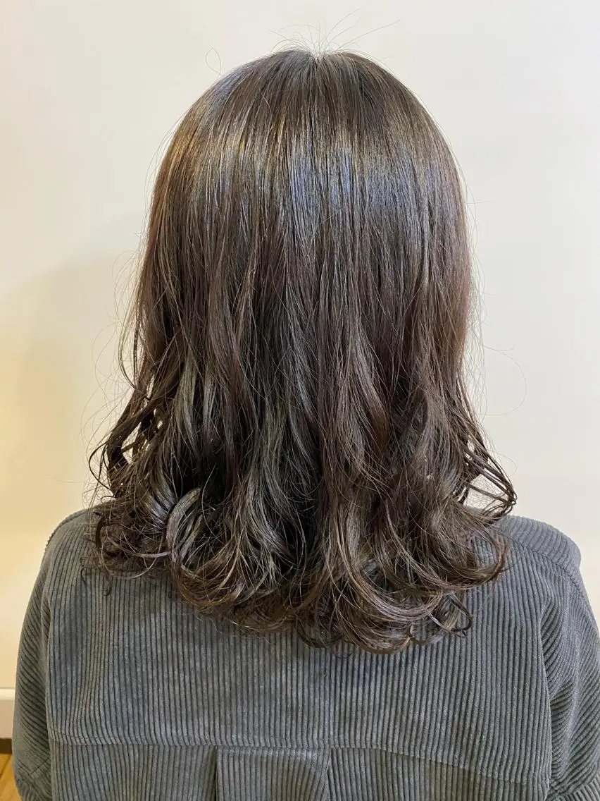 ロング パーマ カット トリートメント 安島(あじま) 慎(まこと)のヘアスタイル