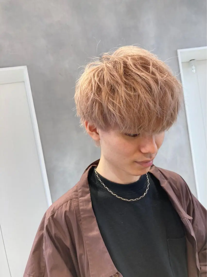 ショート カラー ハイトーン×レイヤー /遠藤将太のヘアスタイル