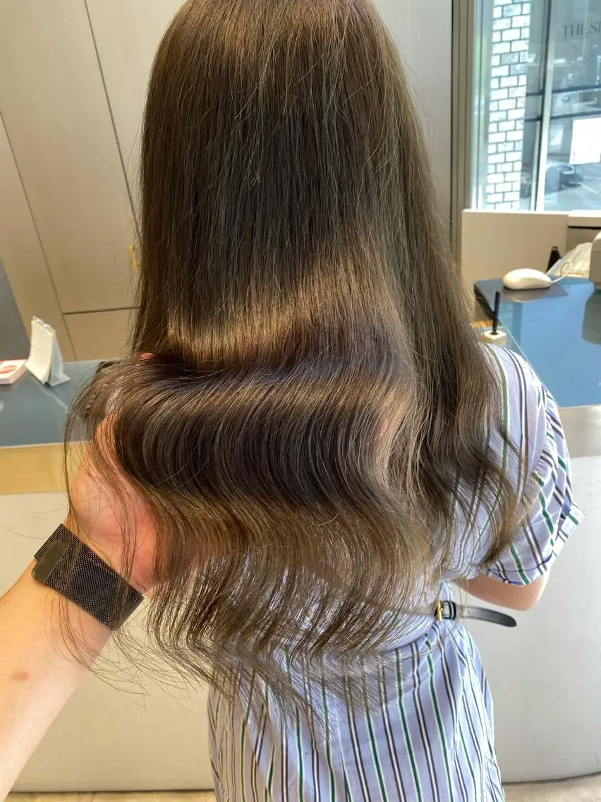 ロング カラー ベージュカラー カット ヘアカラー トリートメント ヘアセット 💜髪質改善美髪💜 星野清光のヘアスタイル