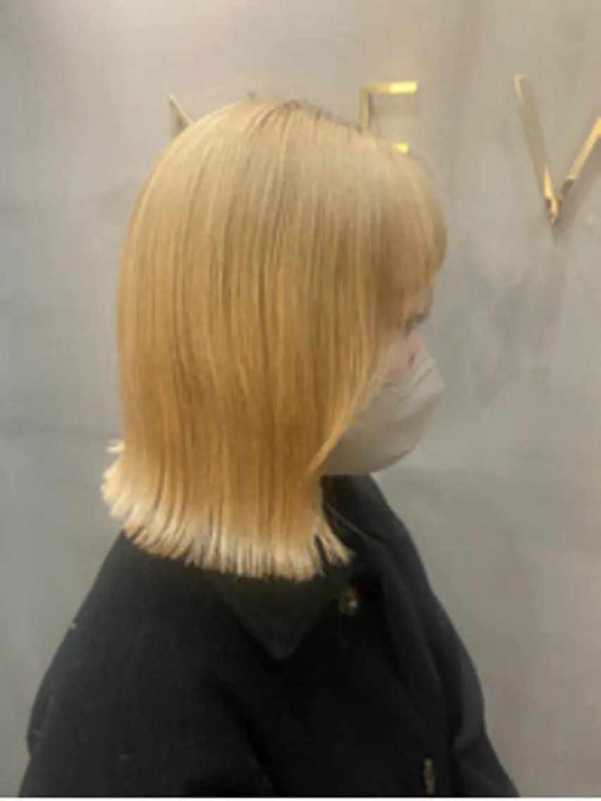 セミロング ヘアアレンジ パーマ カラー セミロングパーマ アディクシーカラー ベージュカラー ブリーチ ケアカラー ヘアカラー トリートメント ヘアケア特化型サロン newi 梅田のヘアスタイル