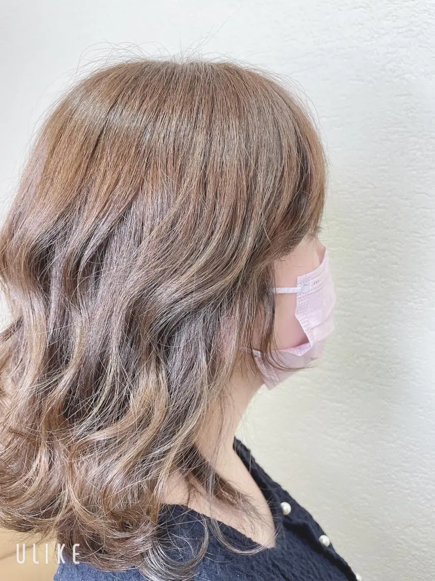 ロング カラー アッシュ ベージュカラー ヘアカラー ❣️モードケイズ塚口 和田一将のヘアスタイル