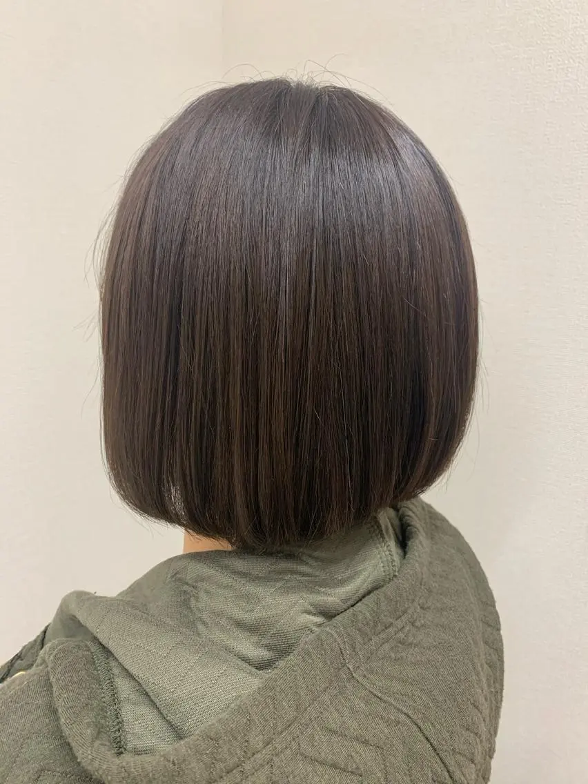 ミディアム カラー 🫧透明感カラー🫧 美髪矯正🫧チサトのヘアスタイル