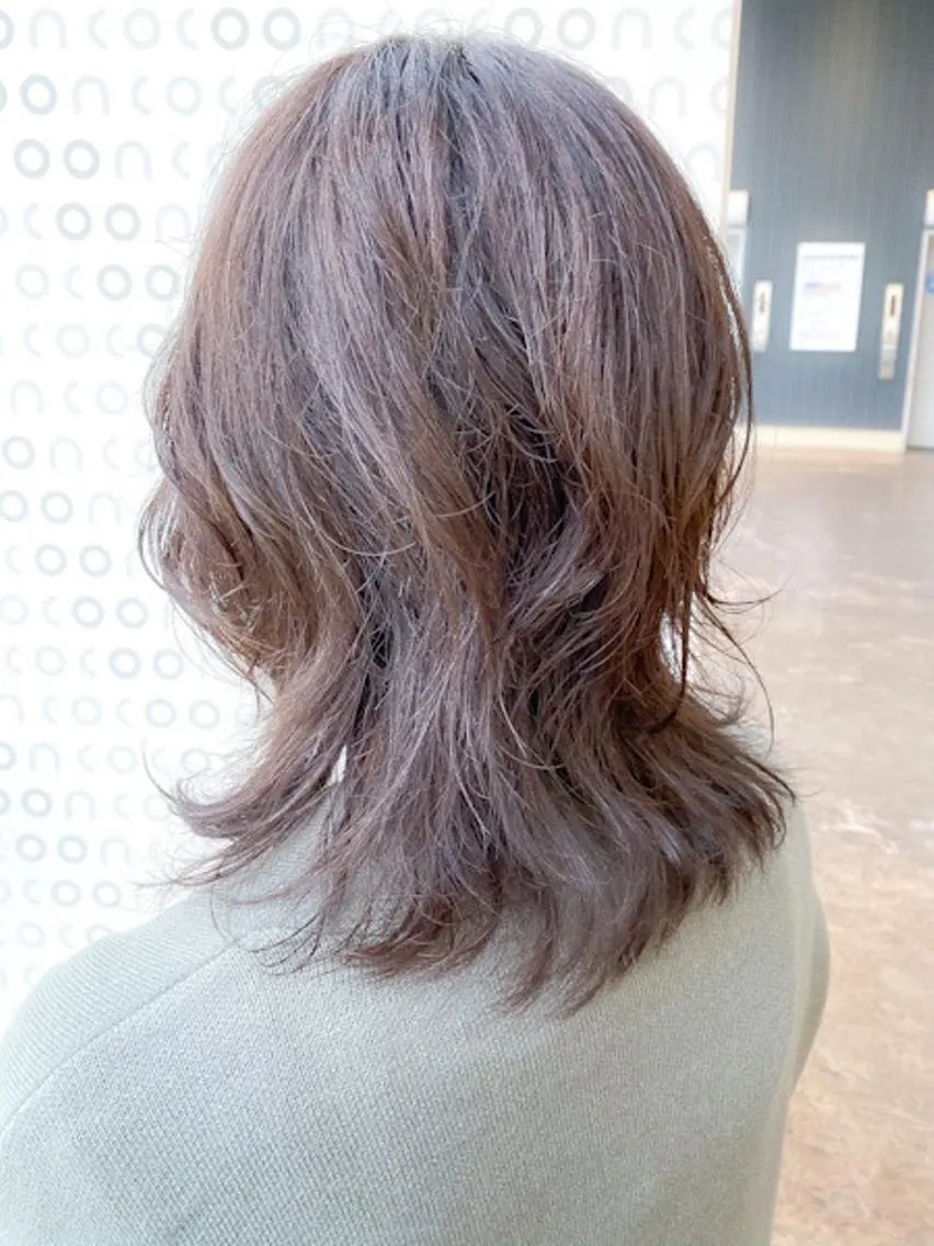 ミディアム カラー 大野 あさみのヘアスタイル