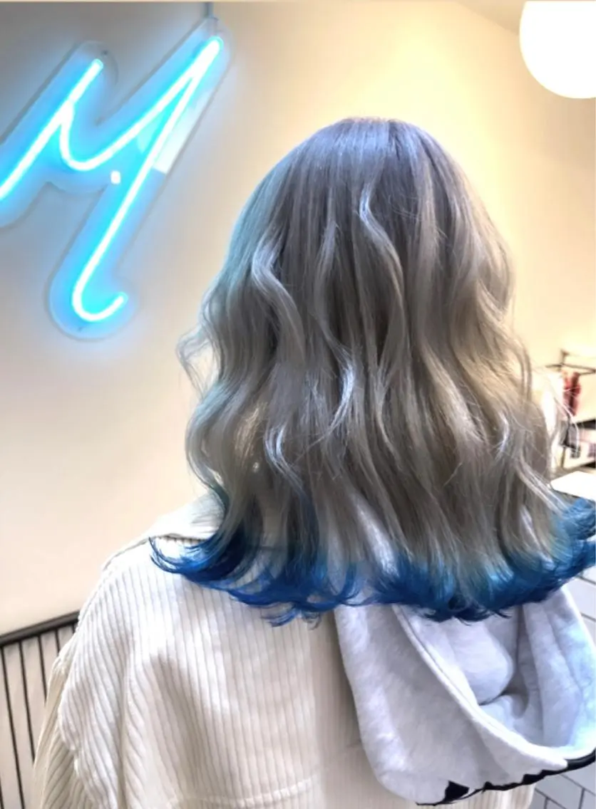 セミロング カラー ブリーチ ケアブリーチ ヘアカラー ハイトーンカラー 🦋yuri🦋のヘアスタイル