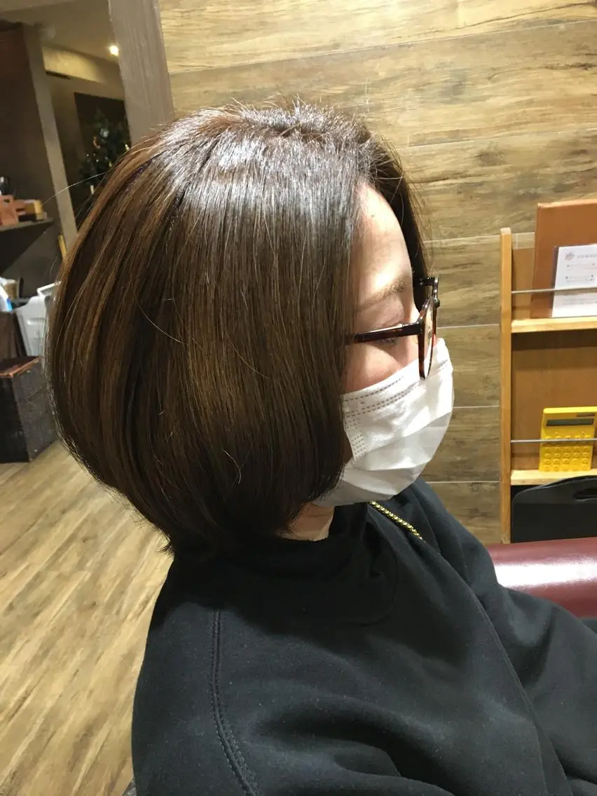 カラー 箕面駅徒歩7分カプロ 三好美鈴のヘアスタイル