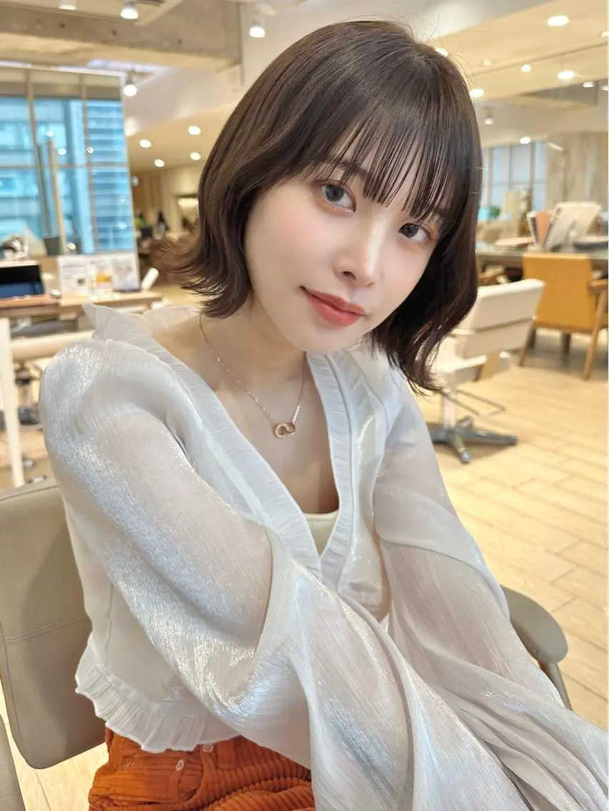 ミディアム 切りっぱなしボブ ショートボブ ボブ くびれヘア 顔周りカット 市原 大翼のヘアスタイル
