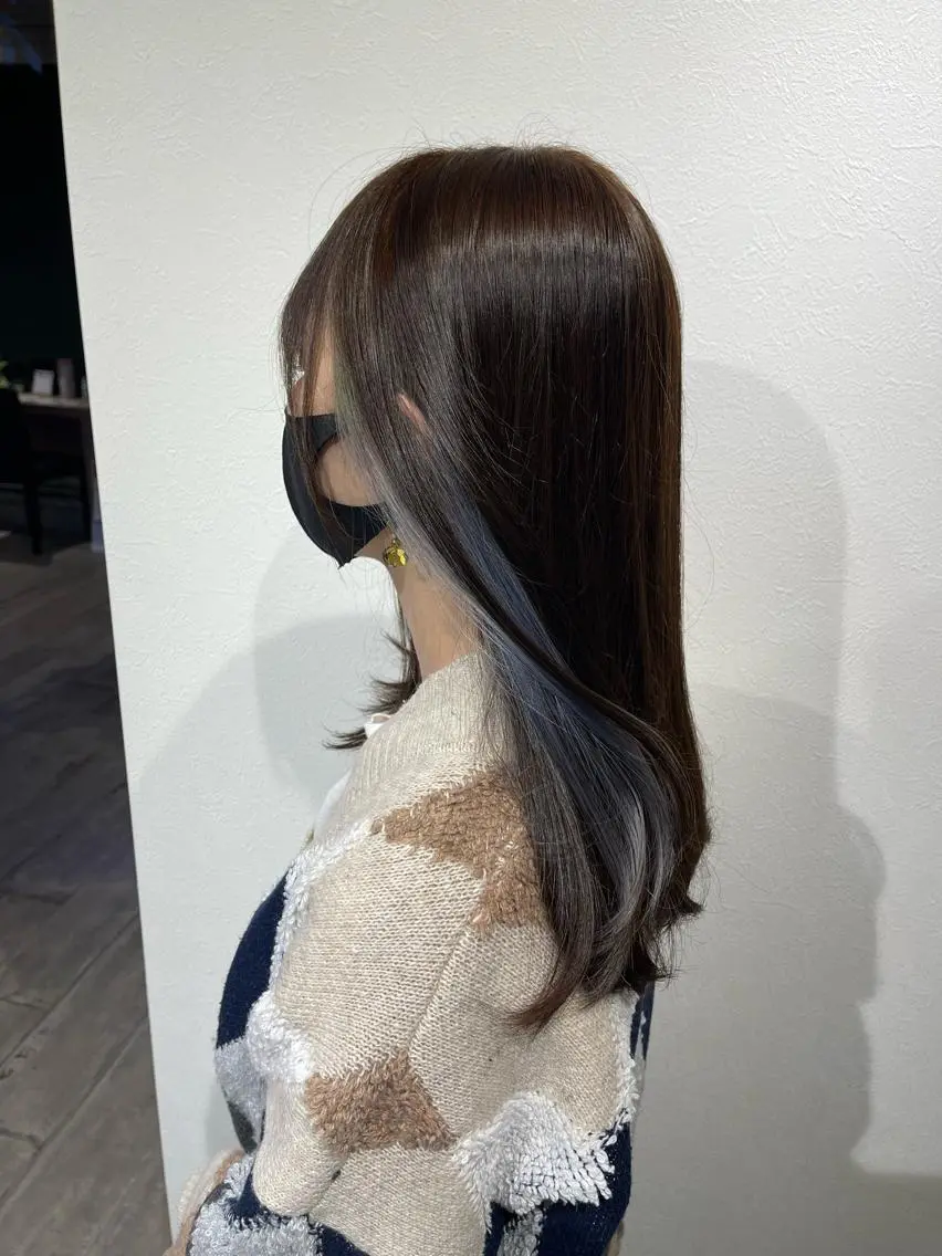 カラー イヤリングカラー 表参道ソルエテラ🎀 𝐒𝐇𝐔𝐑𝐈のヘアスタイル