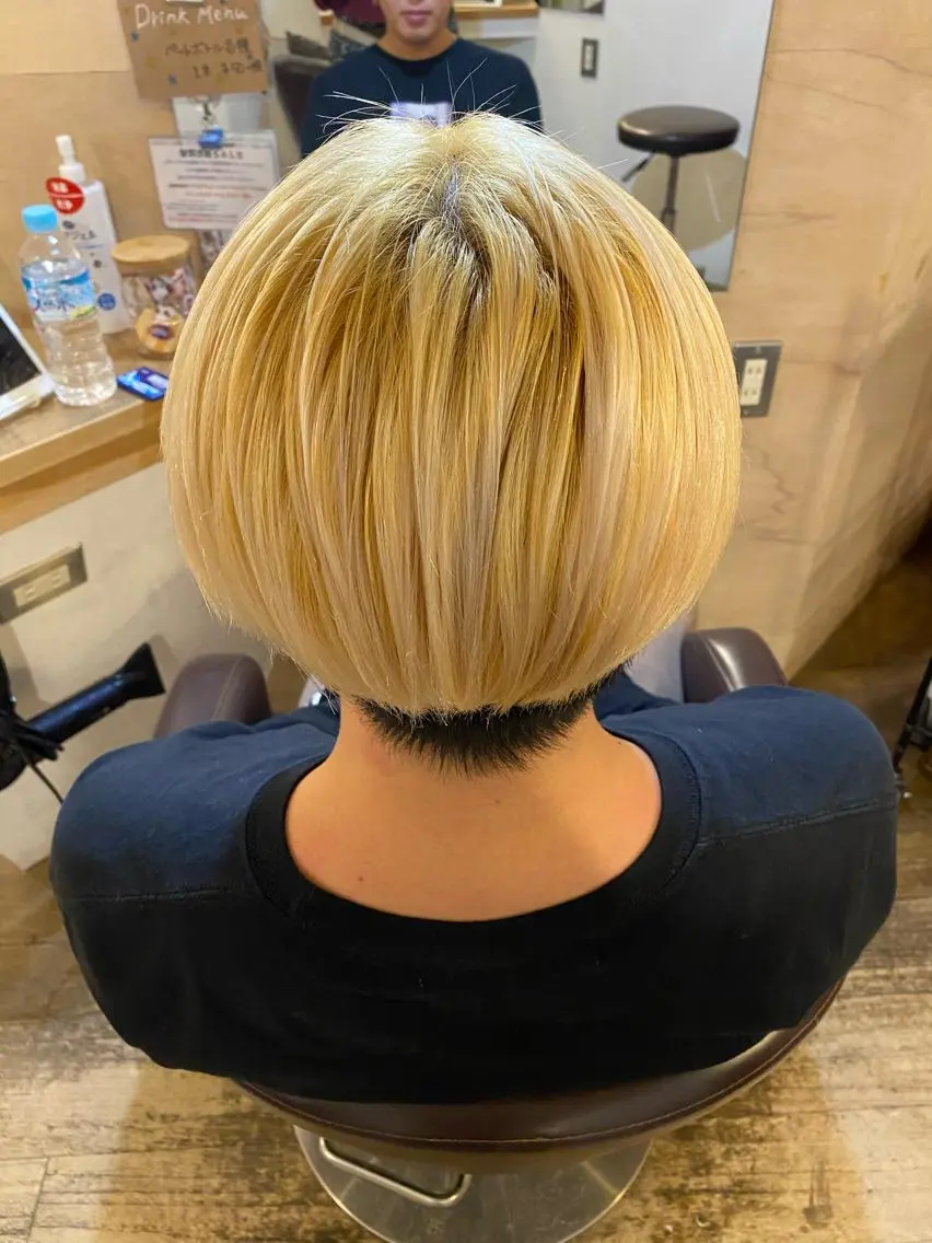 ショート カラー メンズ メンズブリーチ ブリーチ 🐼加藤 佳穂🐾のヘアスタイル