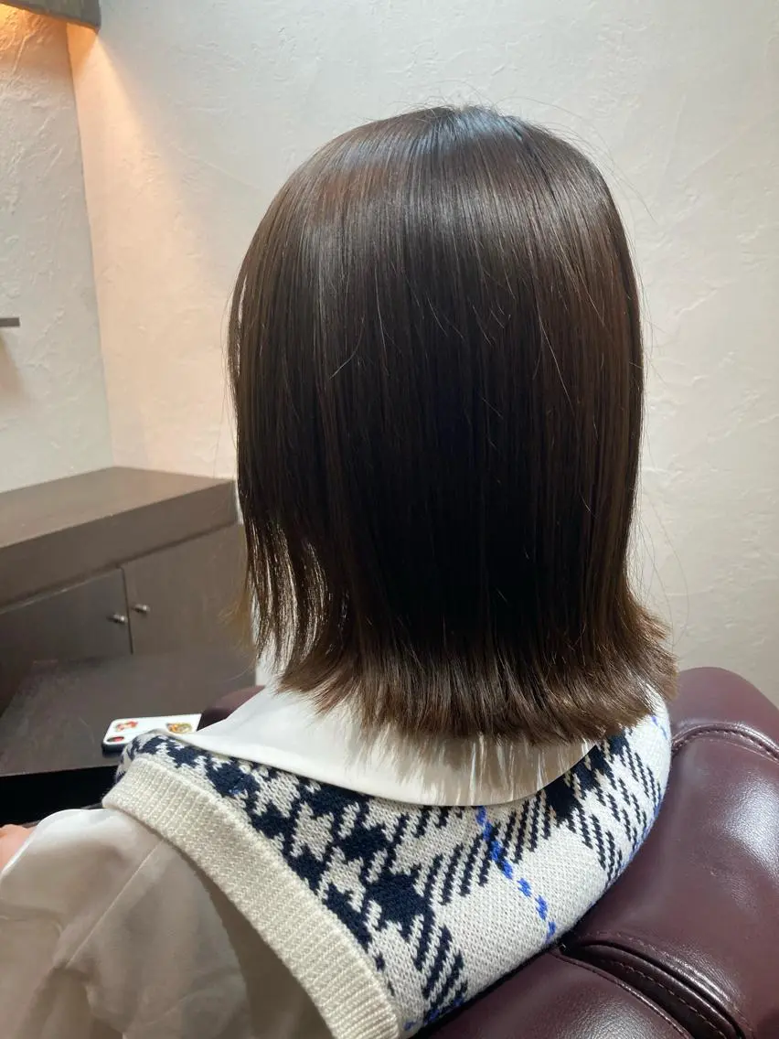 ショート 外ハネヘア 長谷川 朋樹のヘアスタイル