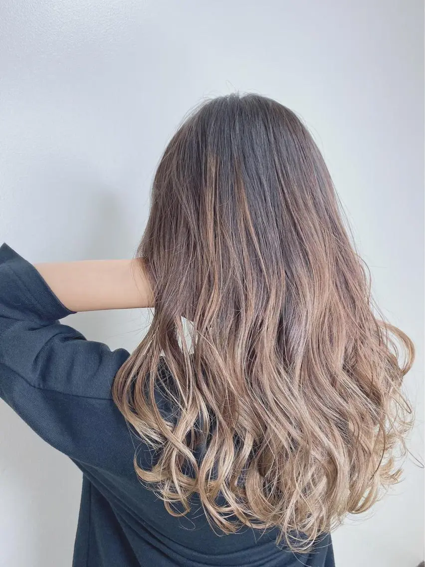 カラー 伊藤 舜斗のヘアスタイル