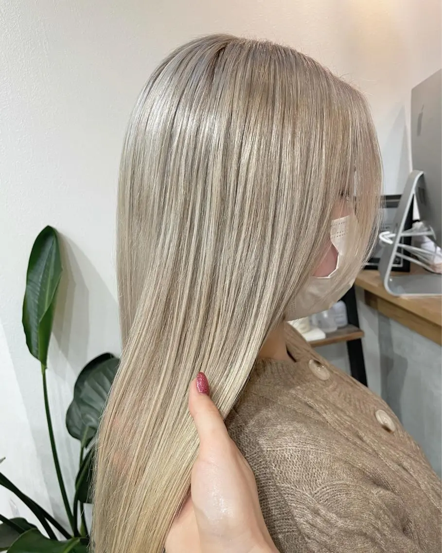ロング カラー ブリーチ カラーモデル募集 吉原佳穂💗のヘアスタイル