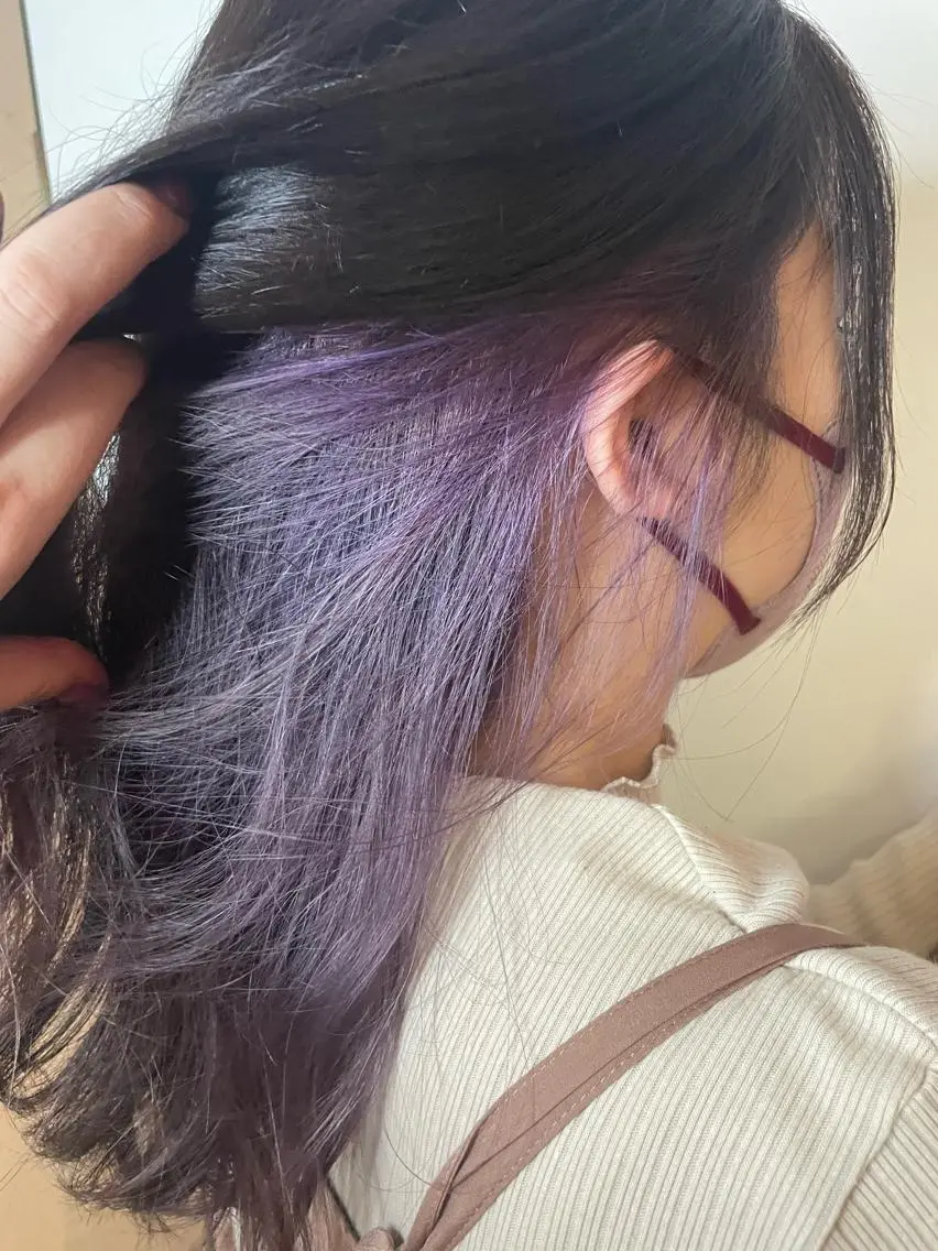 セミロング カラー ピンクカラー バイオレットカラー 大塚 友茉のヘアスタイル