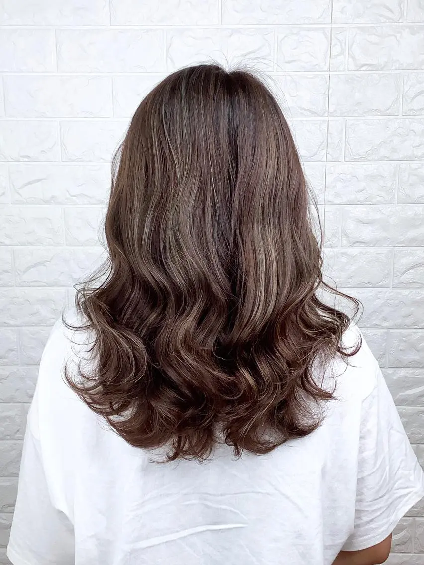 セミロング カラー 髪質改善縮毛矯正 美容師✂️山崎竜二のヘアスタイル