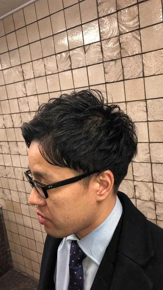 ショート パーマ メンズ メンズパーマ 中原 滉太のヘアスタイル