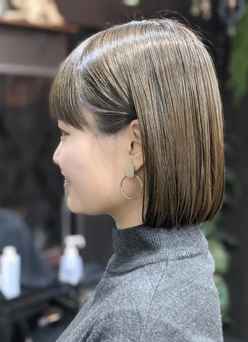 ミディアム カラー アッシュ ボブ カット ヘアカラー ヘアセット HIKARI@ Ruheplatzのヘアスタイル