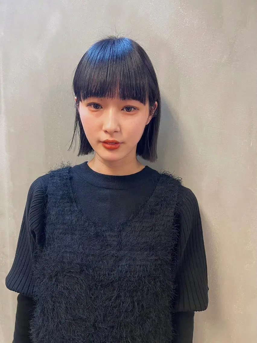 ミディアム カラー パーマ ヘアアレンジ メンズ キッズ ネイル マツエク・マツパ アイブロウ 黒髪 ブルーカラー ブルーブラック ブルー tatsumi/ボブ ウルフ/レイヤーのヘアスタイル