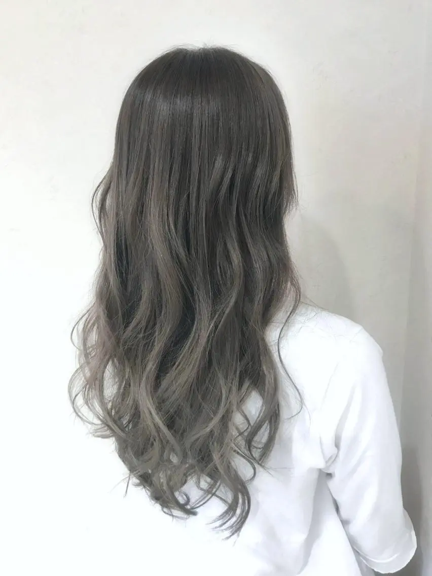 ロング カラー パーマ ヘアアレンジ グレージュ ミルクティーグレージュ ヘアカラー トリートメント 縮毛矯正/美髪 髪質改善/石田幸輔のヘアスタイル