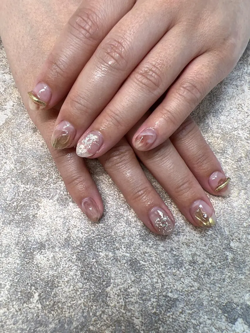 ネイル ミラーネイル ニュアンスネイル coco nailのネイルデザイン