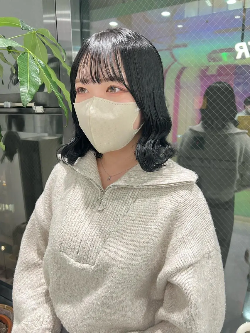 ミディアム カラー パーマ ヘアアレンジ メンズ キッズ ネイル マツエク・マツパ アイブロウ KANAMI 🌏のヘアスタイル
