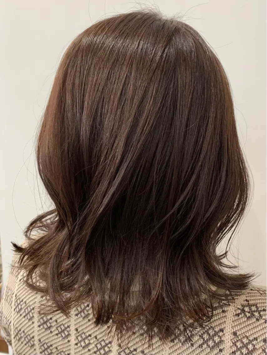 ミディアム カラー 三ツ井凌 【ヘアケアサロン】のヘアスタイル