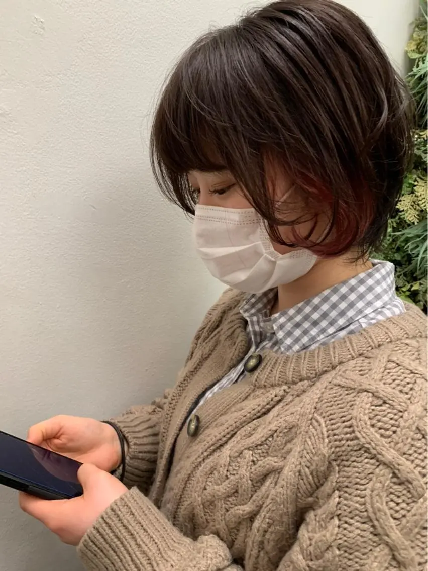 ショート カラー インナーカラー カット ヘアカラー 安藤 翔平のヘアスタイル