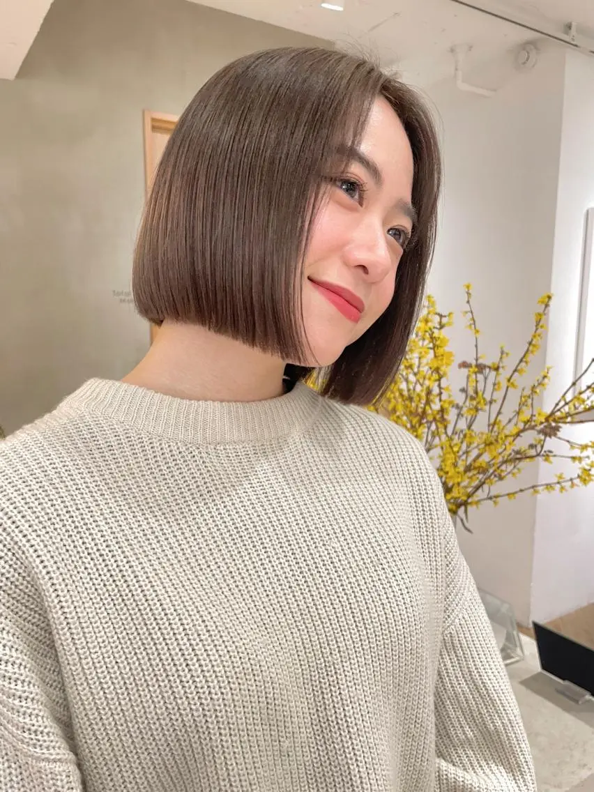 ミディアム カラー ブリーチ ケアブリーチ ダブルカラー イヤリングカラー グレージュ ヘアカラー トリートメント ボブ/縮毛矯正 🌟梅田盛一🌟のヘアスタイル