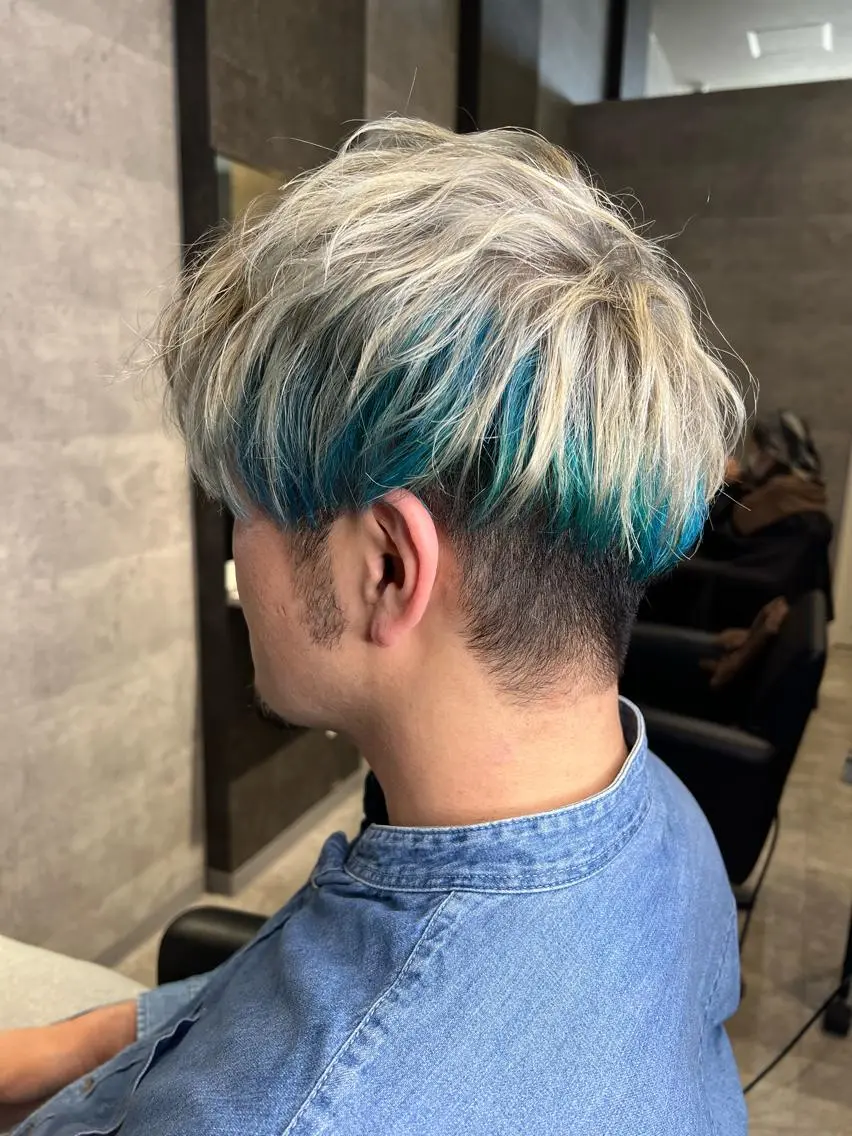 カラー ヘアアレンジ メンズ hiiko顔まわり カットのヘアスタイル
