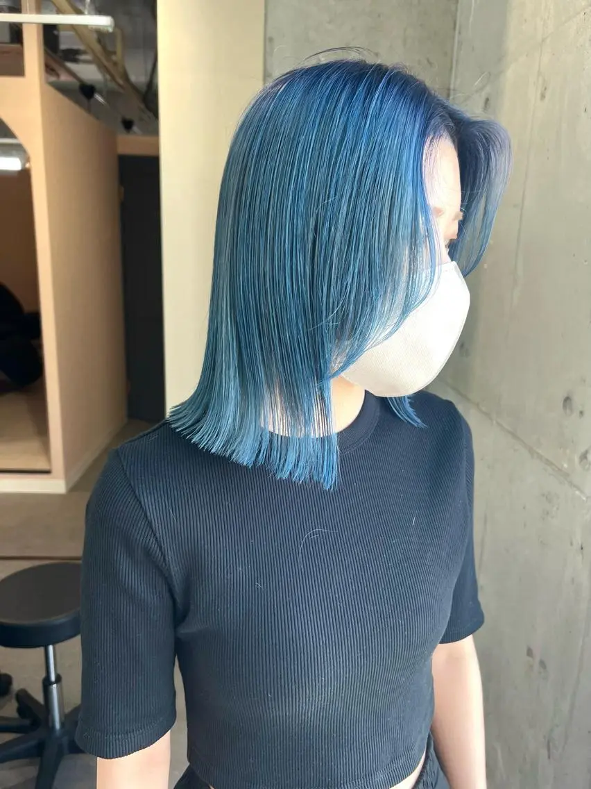 ショート カラー バレイヤージュ ブリーチ ブルーカラー ケアブリーチ ハイライトカラー ヘアカラー トリートメント lani ブリーチ /ダブルカラーのヘアスタイル