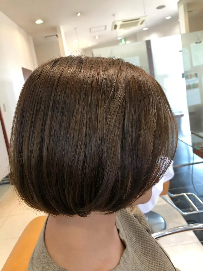 ショート カラー 赤間 飛鳥のヘアスタイル
